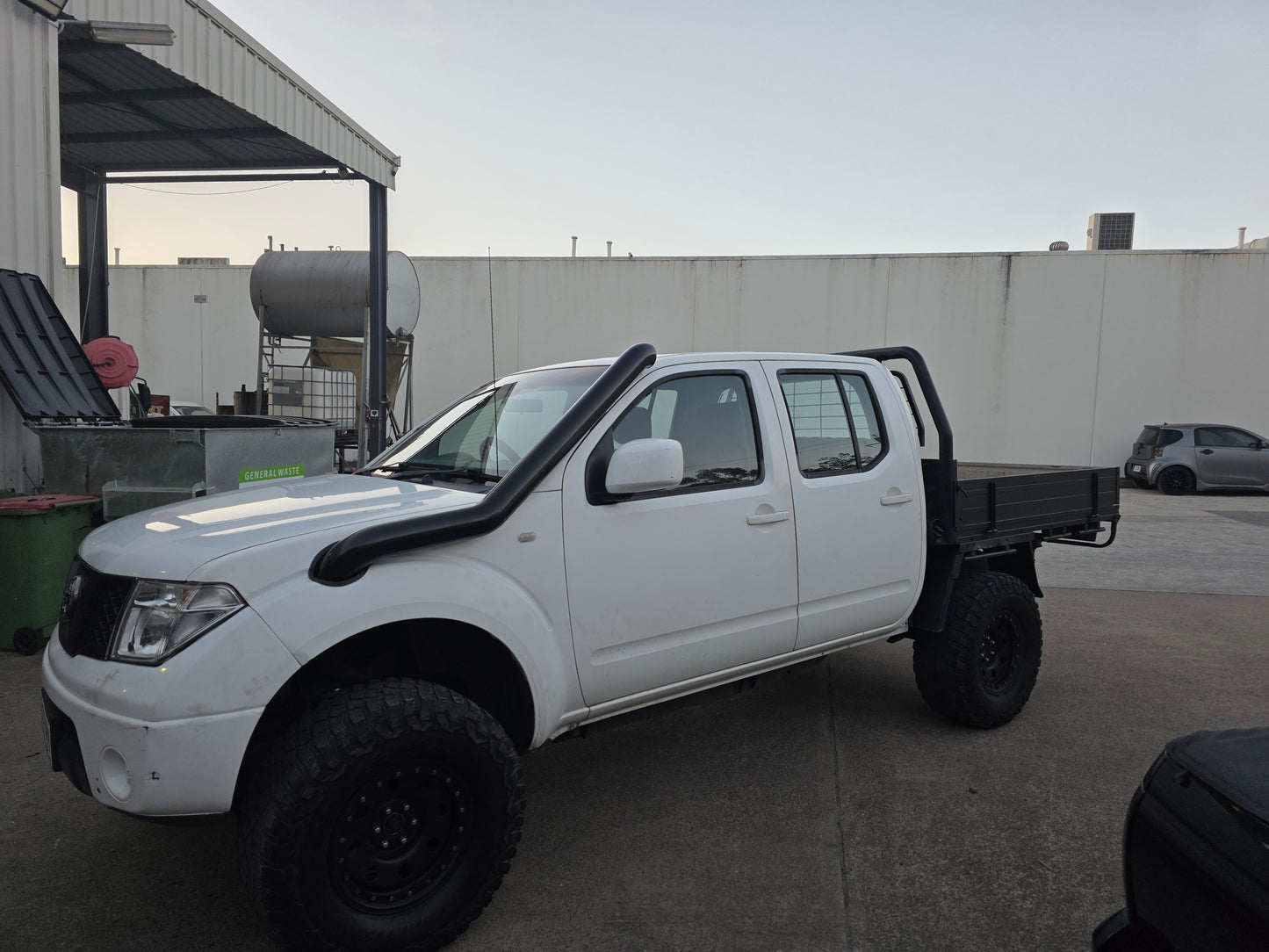 Nissan Navara D40 4" Mid Entry Snorkel