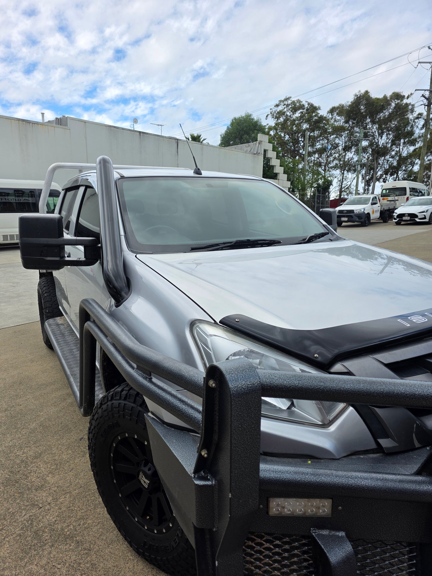 Isuzu Dmax 2013-2019 Short Entry Snorkel