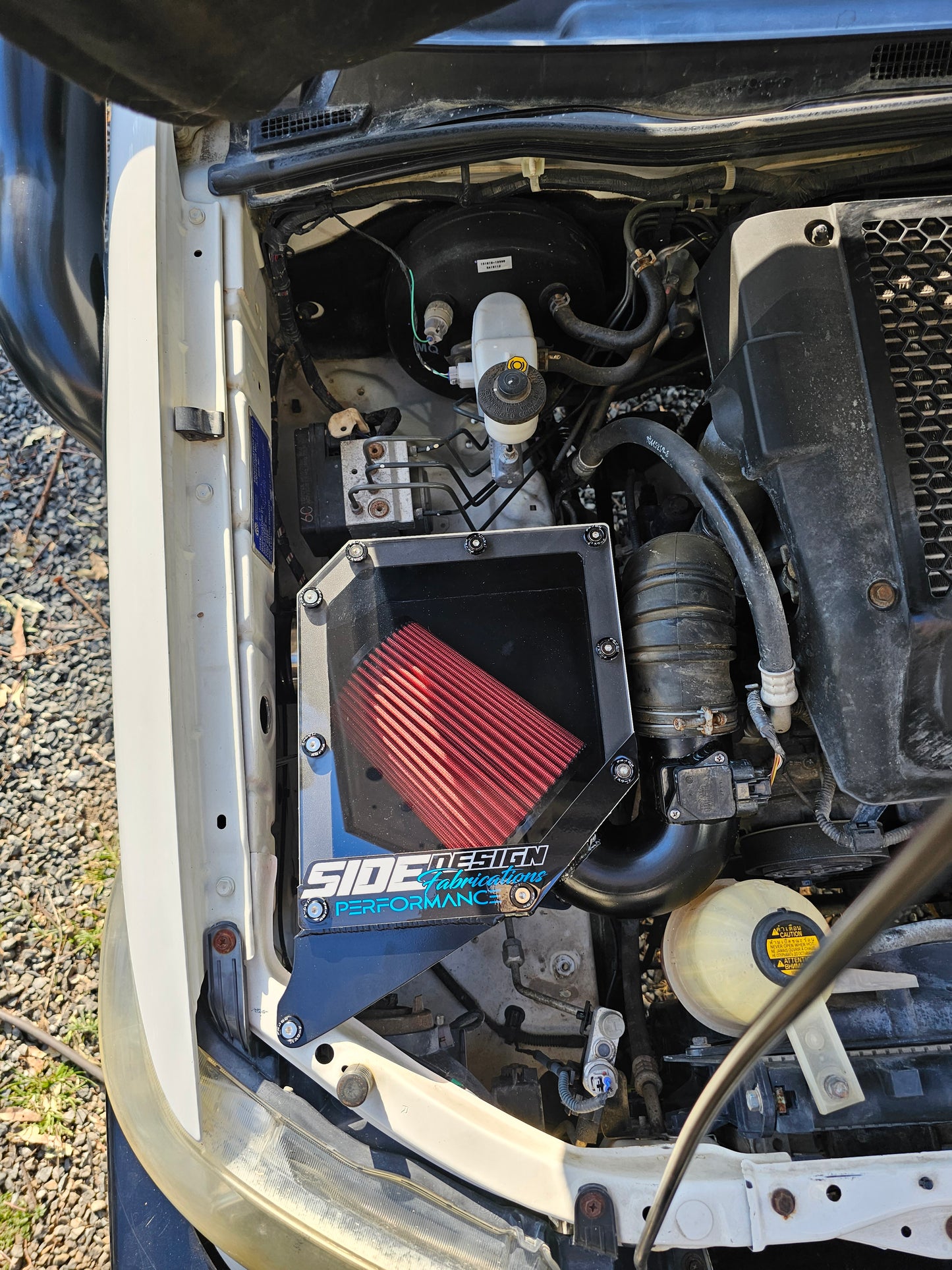 Toyota N70 Hilux airbox