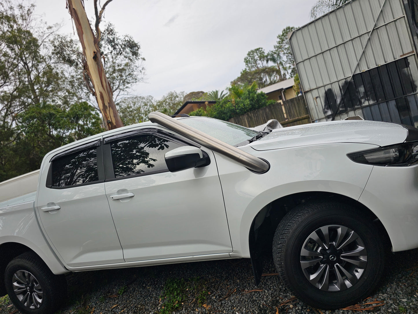 20/21 onwards Mazda BT50 4" short entry snorkel