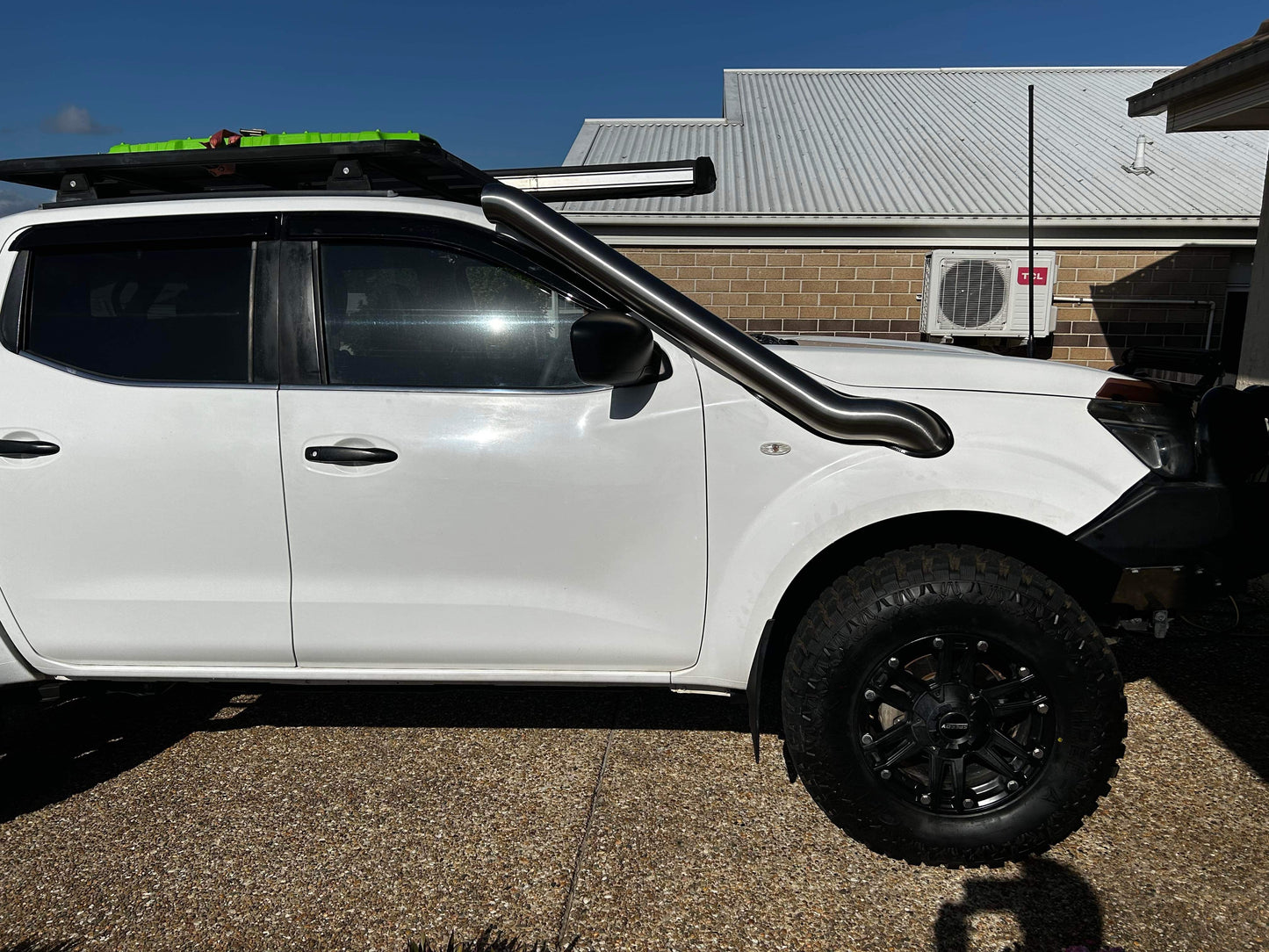 Nissan NP300 4" Snorkel and airbox Combo